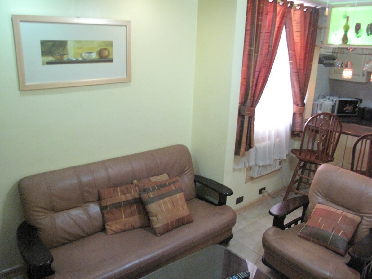 Makati Suites At Travelers Inn 마카티 외부 사진
